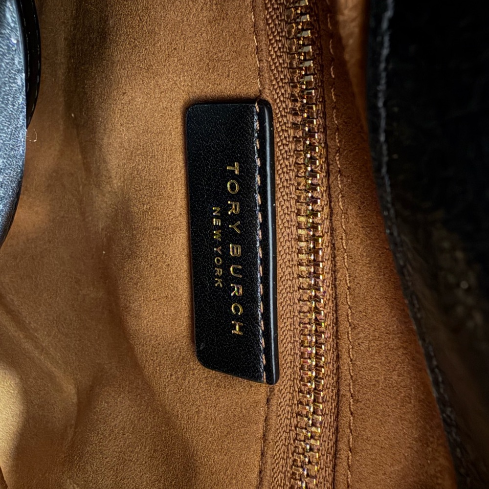 Tory Burch Small Charlie Quilted Leather Drawstring Bag - Like New Condition - Picture 9 of 9
